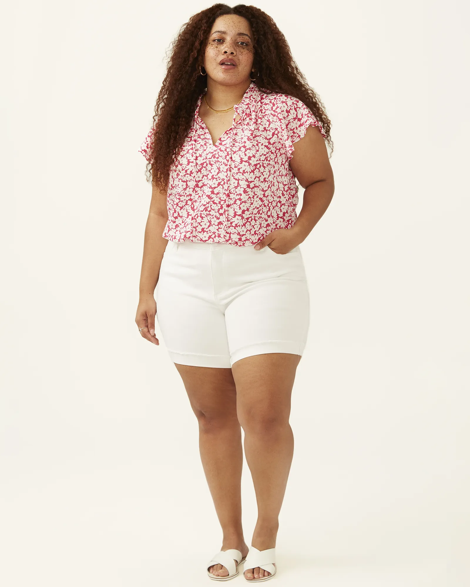 Catherine Cuffed Boyfriend Shorts | White
